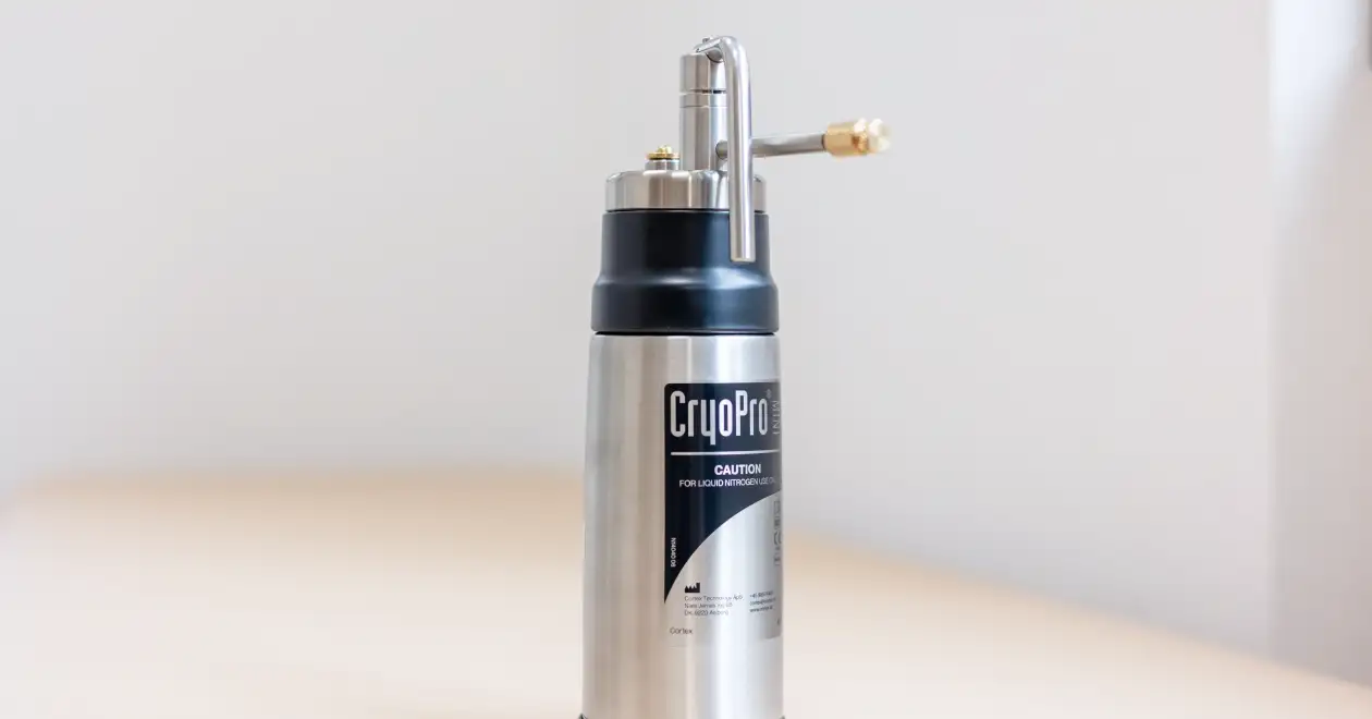 液体窒素スプレー